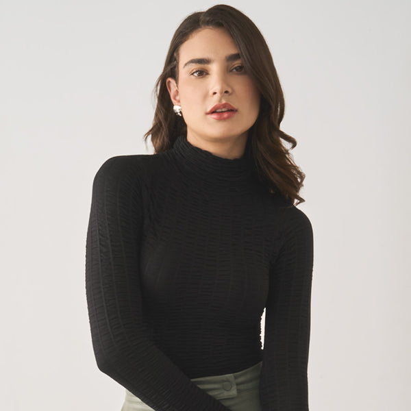 SEAMLESS EXTERIOR CAMISETA ARADIA