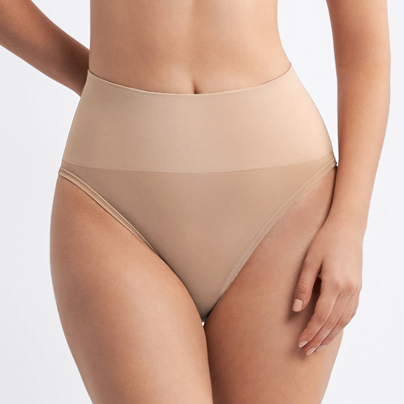 CALZÓN SEAMLESS ESSENTIALS ROPA INTERIOR  BKN LUISA TIRO BAJO